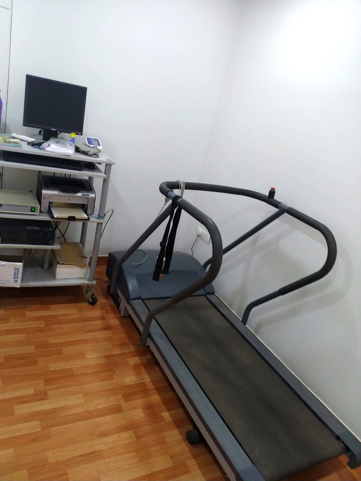 Modern cardiac and imaging equipment at Maruthi Scan Centre, Padi, Chennai